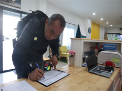 ลงทะเบียนรับเอกสารประกอบการฝึกอบรม